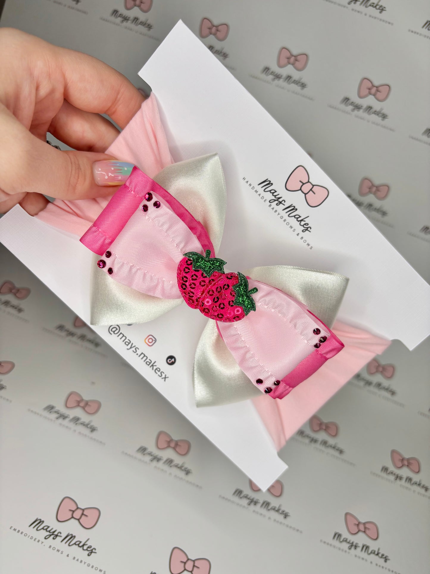 Strawberries Bow