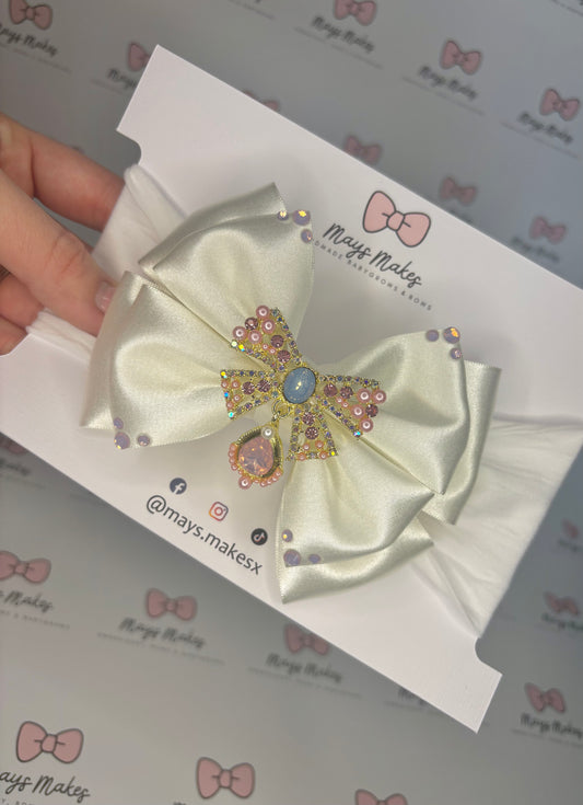 Bowtiful