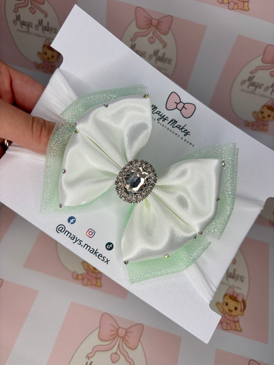Minty Bow